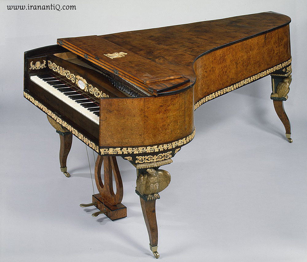 گراند پیانو /Grand Piano ،  استرالیا ، 25-1815 میلادی ، محل نگهداری : موزه متروپولیتن