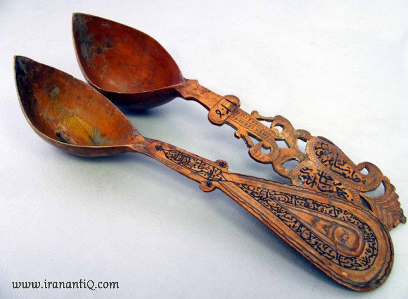 قاشق چوبی که برای نوشیدن شربت مورد استفاده قرار می گرفت ، مربوط به سال 1880 میلادی ، دوره قاجار