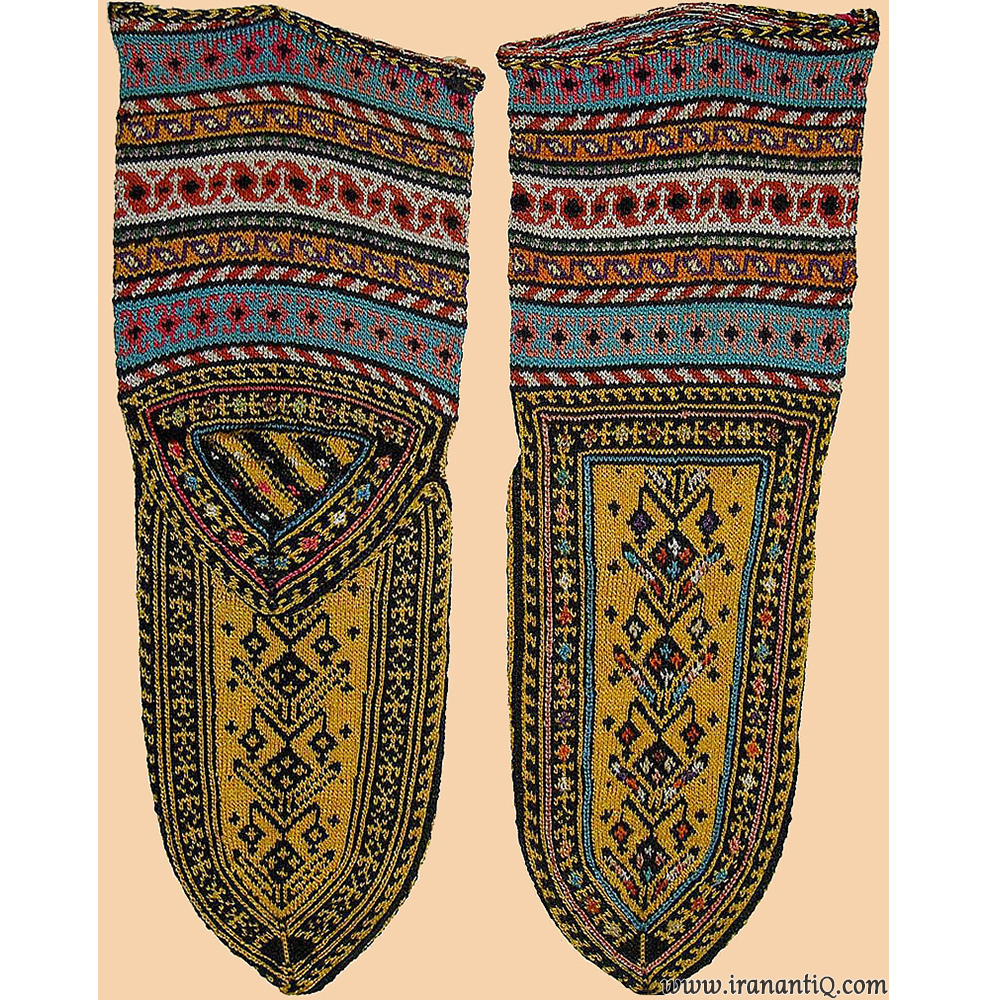 جوراب ابریشمی ، کردستان ، مربوط به سلسله قاجار ، 1795 - 1925 میلادی