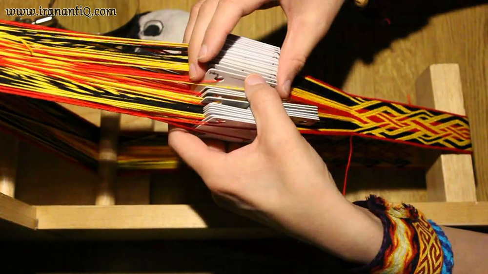 نوار بافی table card weaving