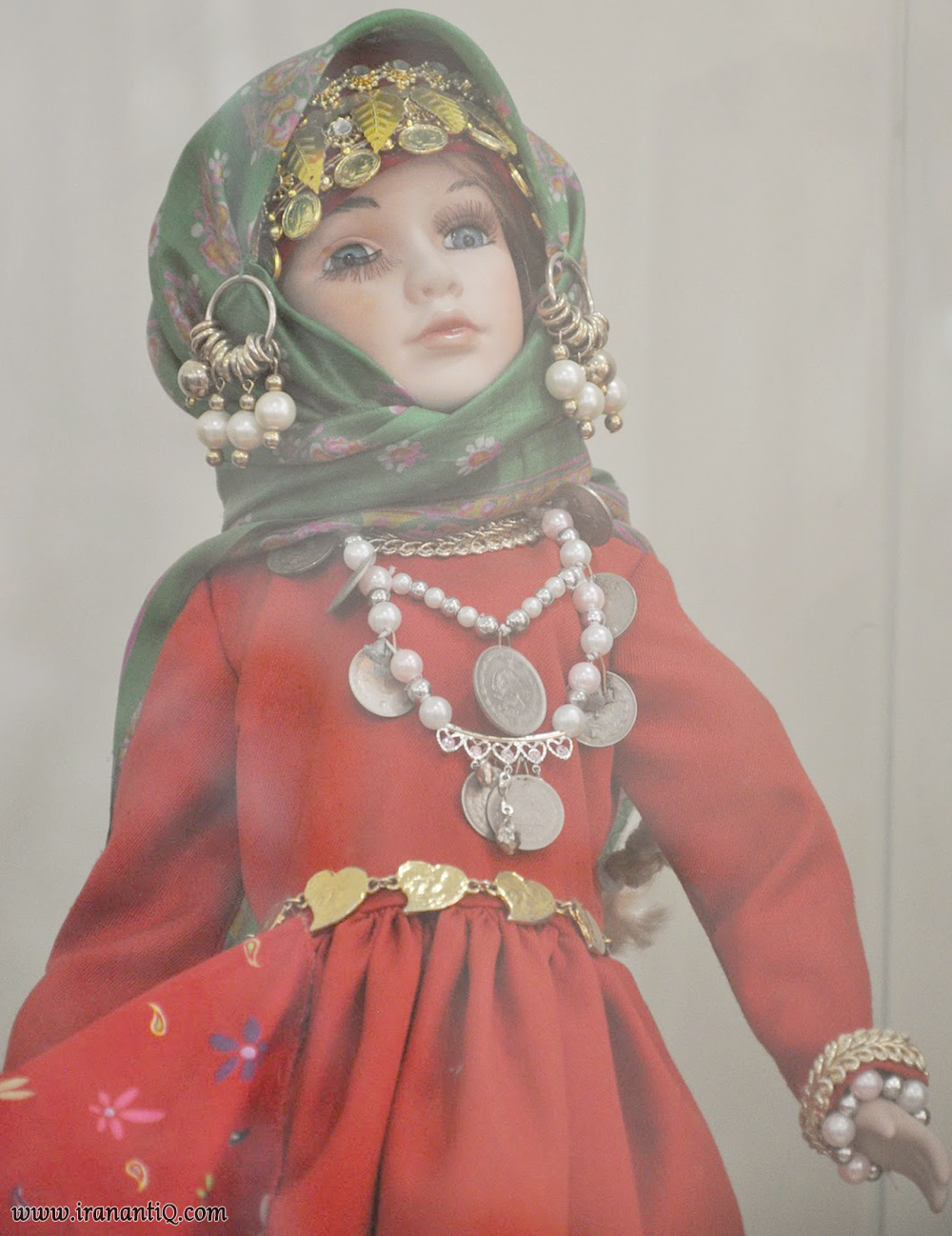 عروسک با لباس ارمنی ایران ، iran armanian people pair doll