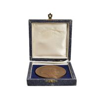 مدال علم و صنعت فرانسه 1338 - با جعبه فابریک - AU - محمدرضا شاه