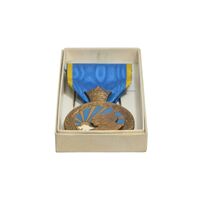 مدال برنز آویزی پنجاهمین سال پادشاهی پهلوی 2535 - با جعبه فابریک - UNC - محمد رضا شاه
