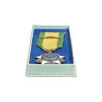 نشان اصلاحات ارضی درجه یک - با جعبه فابریک - AU - محمدرضا شاه