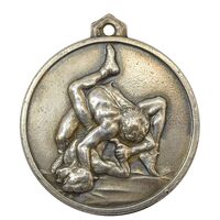 مدال آویز ورزشی نقره ای کشتی - EF - محمد رضا شاه