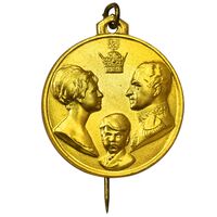 مدال آویزی تاجگذاری (سه رخ) - با پک فابریک - MS66 - محمد رضا شاه