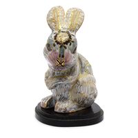 مجسمه میناکاری طرح خرگوش ایستاده سفید (با پایه) آنتیک