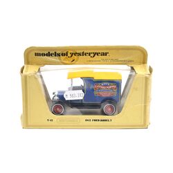 ماشین اسباب بازی آنتیک طرح ford model T - custard powder