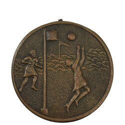مدال آویز ورزشی برنز بسکتبال دختران 1318 - EF45 - رضا شاه