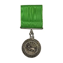 مدال نقره بپاداش خدمت (با جعبه و روبان فابریک) - UNC - رضا شاه