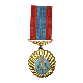 نشان دادگستری درجه 1 - با جعبه فابریک - UNC - محمد رضا شاه