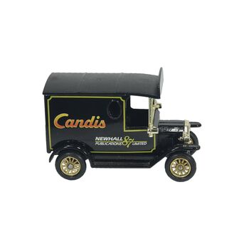 ماشین اسباب بازی آنتیک طرح تبلیغاتی candis magazine - کد 055973