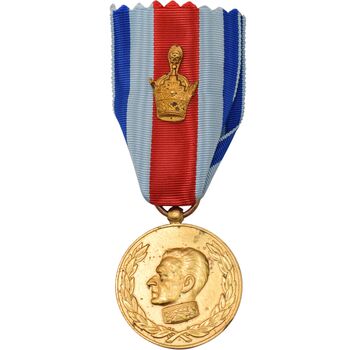 مدال آویزی 2500 سال شاهنشاهی ایران (روبان فابریک) - AU58 - محمد رضا شاه