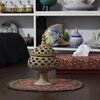جاشکلاتی مشبک سفالی پتینه پایه دار در چیدمان