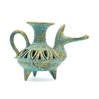 کوزه سه پایه مشبک سفالی پتینه