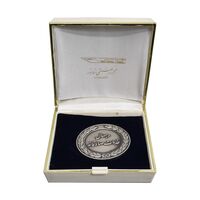 مدال نقره کارخانه اتومبیل سازی خاور (با جعبه فابریک) - UNC - محمد رضا شاه