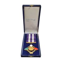 نشان خدمات ورزشی (با روبان و جعبه فابریک) - UNC - محمد رضا شاه