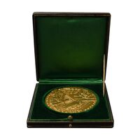 مدال برنز یادبود نخستین دوره شعر فارسی رودکی (با جعبه فابریک) - UNC - محمد رضا شاه