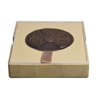 مدال برنز انقلاب سفید 1346 (با جعبه فابریک) - UNC - محمد رضا شاه