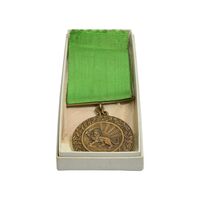 مدال برنز بپاداش خدمت (با جعبه و روبان فابریک) - UNC - رضا شاه