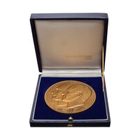 مدال برنز پنجاهمین سال شاهنشاهی پهلوی 2535 (بانک سپه با جعبه فابریک) - UNC - محمد رضا شاه