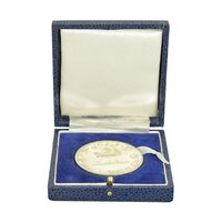 مدال نقره بر روی دریا ها 2535 - با جعبه فابریک - UNC - محمد رضا شاه