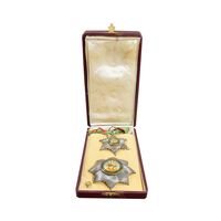 نشان همایونی درجه دو - با جعبه و روبان فابریک - AU - رضا شاه