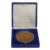 مدال صدمین سالگرد زادروز رضاشاه 2536 - با جعبه فابریک - UNC - محمد رضا شاه