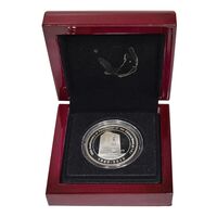 مدال یادبود پنجاهمین سال تاسیس بانک مرکزی - جعبه فابریک - UNC - جمهوری اسلامی