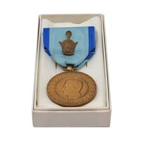 مدال یادبود آویزی بیست و پنجمین سده (روز) - با جعبه فابریک - UNC - محمد رضا شاه