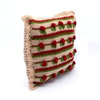 کوسن روکش قلاب بافی طرح گل بوته برجسته