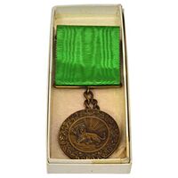 مدال برنز بپاداش خدمت (با جعبه و روبان فابریک) - UNC - رضا شاه