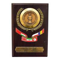 لوح یادبود مسابقات بین المللی فوتبال جوانان جام ولایتعهد ایران - محمد رضا شاه