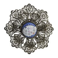 سنجاق سینه ملیله کاری طرح گل با مینا - کد 027495