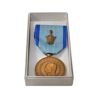 مدال یادبود آویزی بیست و پنجمین سده (روز) - با جعبه فابریک - UNC - محمد رضا شاه