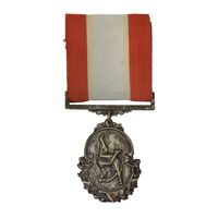 نشان آویزی اهدایی فدراسیون کشتی - نقره ای (با روبان) - EF - محمد رضا شاه