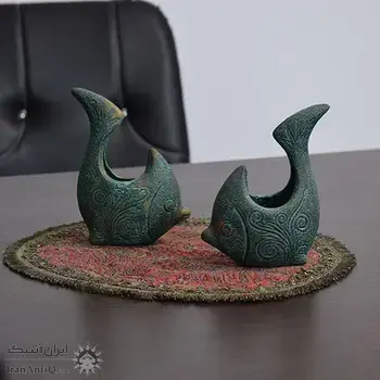ظرف سفالی پتینه مدل ماهی در چیدمان