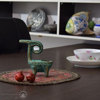 جاشمعی سفالی پتینه مدل بز شاخ پیچان در چیدمان