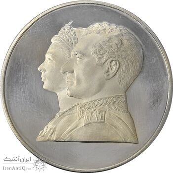 مدال نقره 200 ریال جشنهای 2500 ساله 1350 (با کاور فابریک) - PF64 - محمد رضا شاه