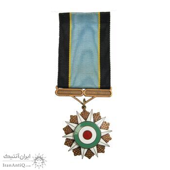 نشان درجه سه سپاس ورزشی (با روبان و جعبه فابریک) - AU - محمد رضا شاه