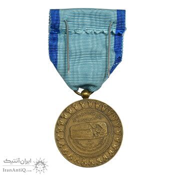مدال یادبود آویزی بیست و پنجمین سده (روز) - با جعبه فابریک - AU - محمد رضا شاه