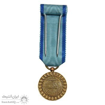 مدال یادبود آویزی بیست و پنجمین سده (شب) - با جعبه فابریک - UNC - محمد رضا شاه