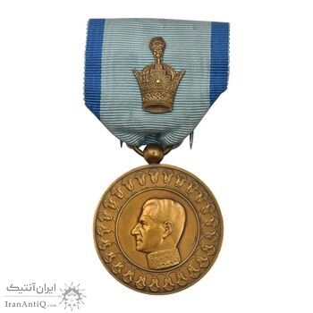 مدال یادبود آویزی بیست و پنجمین سده (روز) - با جعبه فابریک - AU - محمد رضا شاه