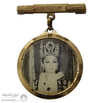 نشان سوزنی هواپیمایی ملی ایران هما (فرح) - AU - محمد رضا شاه