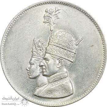 مدال یادبود نقره جشن تاجگذاری 1346 - UNC - محمد رضا شاه