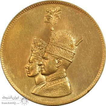 مدال یادبود نقره جشن تاجگذاری 1346 (طلایی) - UNC - محمد رضا شاه