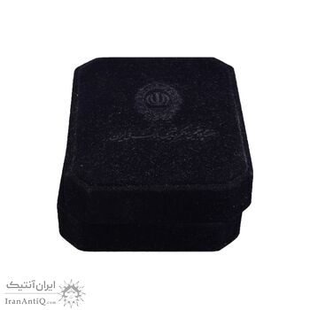 مدال نقره یادبود هفتاد و پنجمین سالگرد تاسیس بانک ملی (با جعبه فابریک) - UNC - جمهوری اسلامی مدال نقره یادبود هفتاد و پنجمین سالگرد تاسیس بانک ملی (با جعبه فابریک) - UNC - جمهوری اسلامی