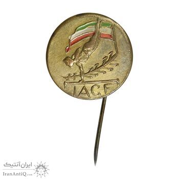 نشان سوزنی فدراسیون ژیمناستیک ایران - AU - محمد رضا شاه