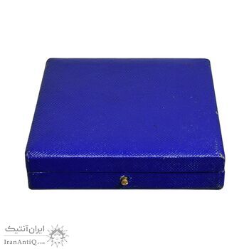 مدال صدمین سالگرد زادروز رضاشاه 2536 (با جعبه فابریک) - AU - محمد رضا شاه