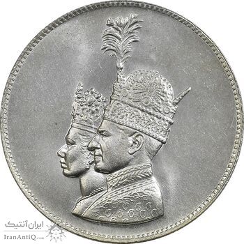مدال نقره جشن تاجگذاری 1346 - UNC - محمد رضا شاه